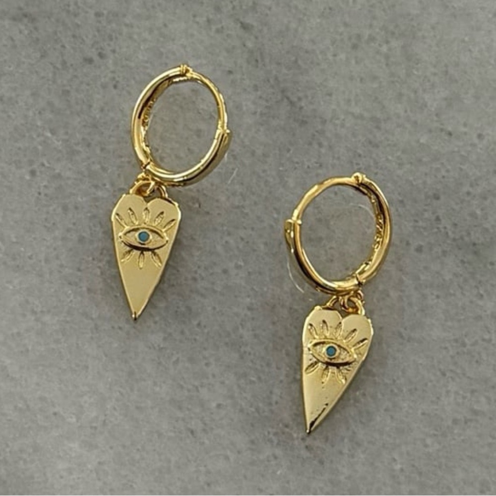 Gold Heart Pendant Turquoise Evil Eye Charm Hoop Dangle Earrings

Brand New